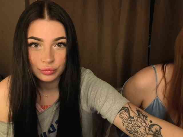 LisaAndDenis's sex show image