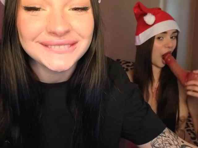 LisaAndDenis's sex show image