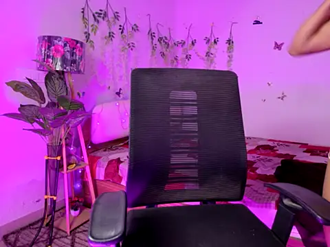 Изображение секс-шоу модели Sizzling_queen69
