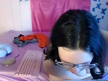 lunaquinn45's sex show image lunaquinn45's sex show image