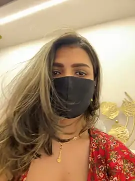 MaYaa__11's sex show image