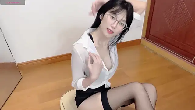 Изображение секс-шоу модели Nice2C-