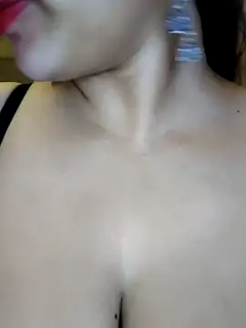 Sara_1618's sex show image