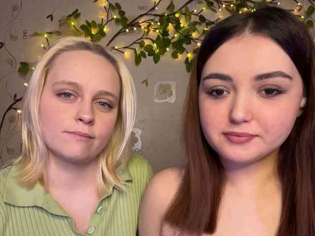 Изображение секс-шоу модели BellaAndAlice