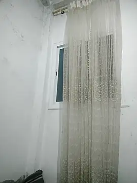 Изображение секс-шоу модели Sara-Arabica