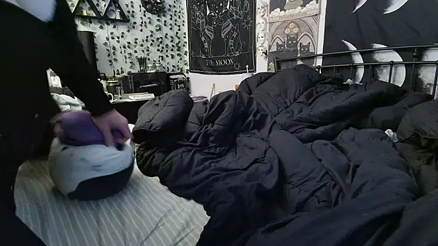 doomednympho's sex show image