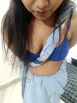 Kaveeta-Singh's sex show image