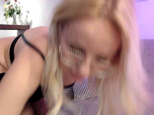 Изображение секс-шоу модели NurseTDoc