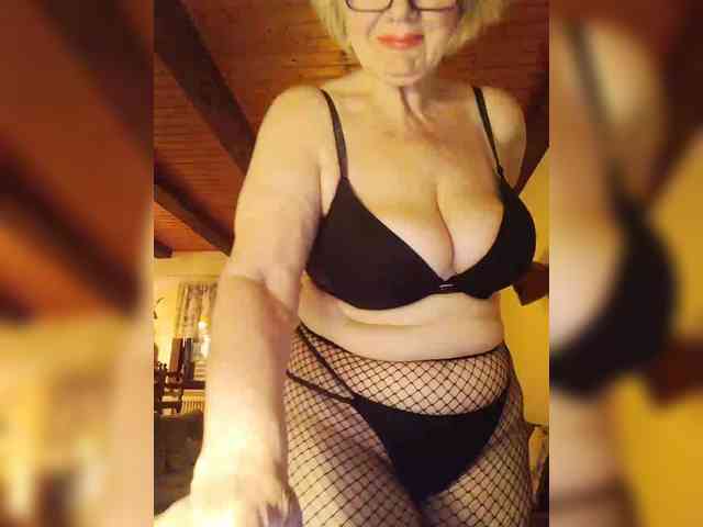 KASANDRABOLOSHKA's sex show image