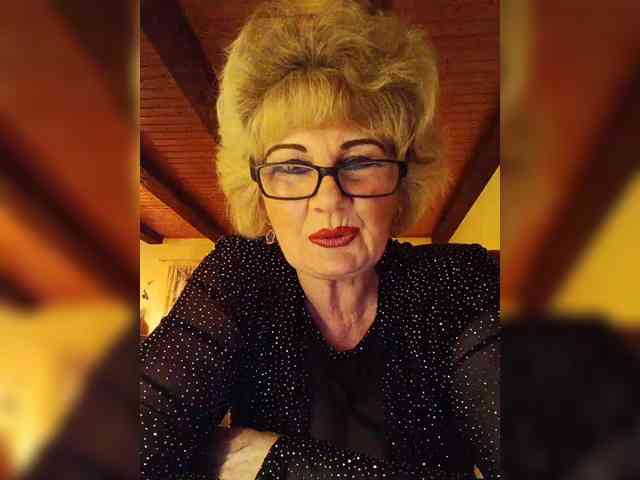 KASANDRABOLOSHKA's sex show image