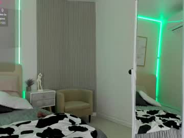 Изображение секс-шоу модели alice_bluue