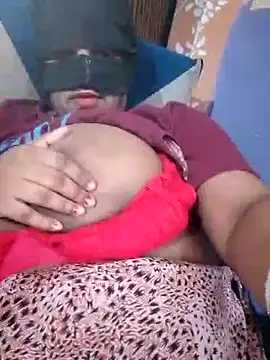 Изображение секс-шоу модели Dassing_strip_couple