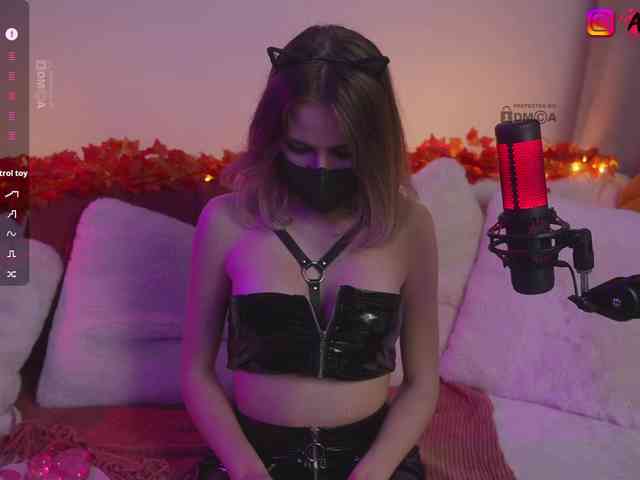 Sexshow-Bild von AlisaRogs Sexshow-Bild von AlisaRogs