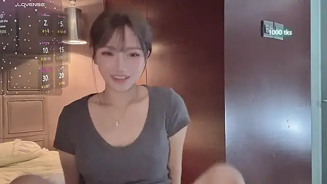 -XunMengLong-'s sex show image