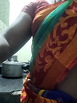 Изображение секс-шоу модели yamini1431