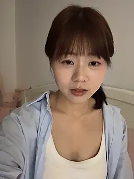 Nana-3's sex show image