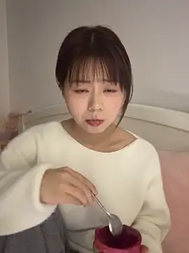 Nana-3's sex show image