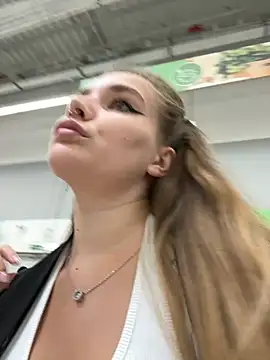 Holy_Tereza's sex show image