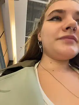 Holy_Tereza's sex show image