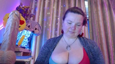 laraluxe's sex show image