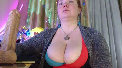 laraluxe's sex show image