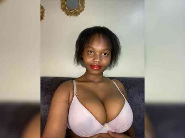 Curvy-maxy9's sex show image Curvy-maxy9's sex show image