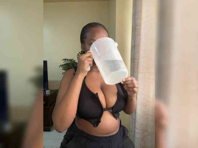 Curvy-maxy9's sex show image Curvy-maxy9's sex show image