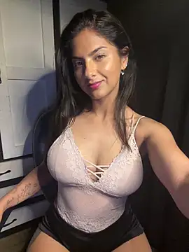 chicachocolate01's sex show image