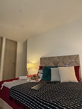 Iam_Annii's sex show image