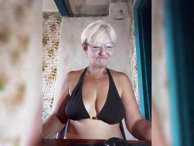 Sexshow-Bild von NikaGold45