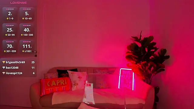 Изображение секс-шоу модели TiaBelle Изображение секс-шоу модели TiaBelle