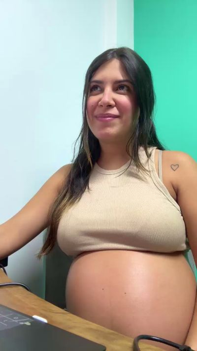 Tropicoqueta's sex show image