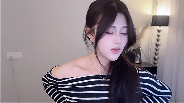 Cure-uuuuuuuu's sex show image