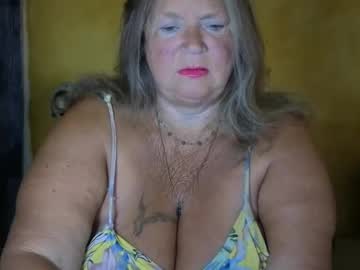 vampwoman's sex show image