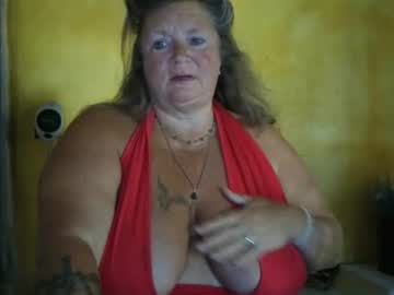 vampwoman's sex show image