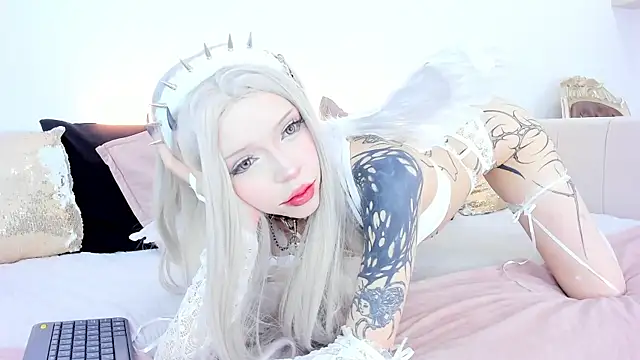 SophieHill_gh's sex show image