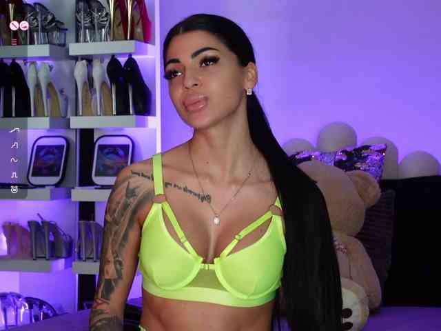 Изображение секс-шоу модели AngelaMyst Изображение секс-шоу модели AngelaMyst