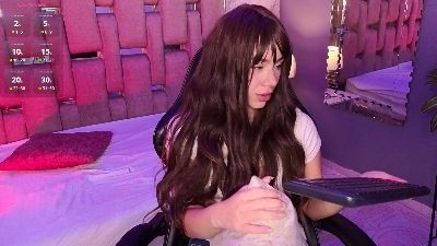 ZharaLux's sex show image