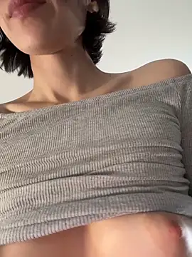 kikidoll's sex show image