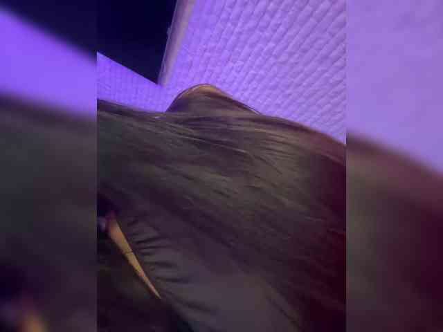 Изображение секс-шоу модели sweetkira25 Изображение секс-шоу модели sweetkira25