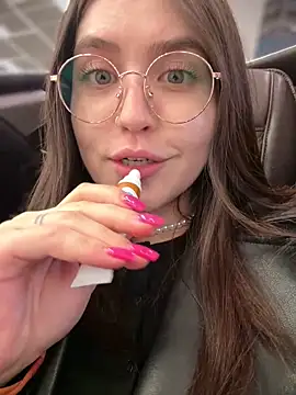 Изображение секс-шоу модели meow_girl Изображение секс-шоу модели meow_girl