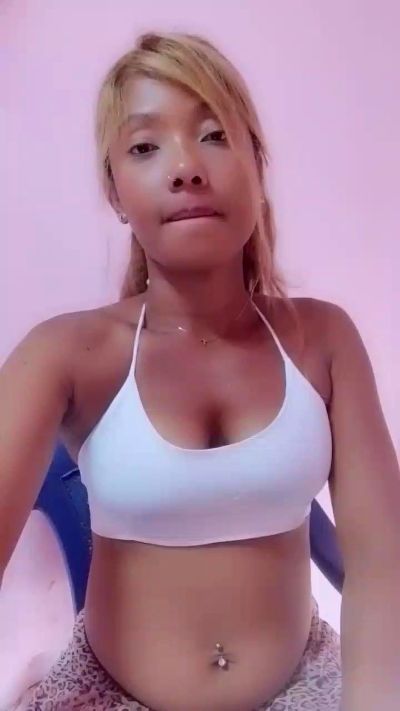Ellah1's sex show image