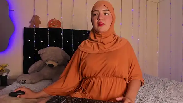 Dana-Alabi's sex show image