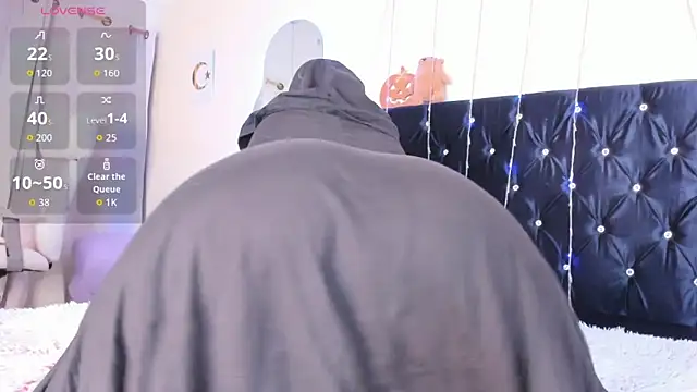 Dana-Alabi's sex show image