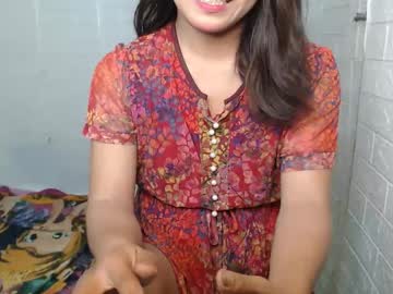 Sexshow-Bild von urasian_dreamgirl69