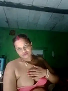 Shivani09900's sex show image