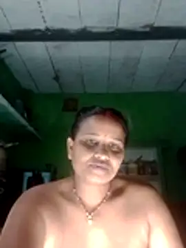 Shivani09900's sex show image