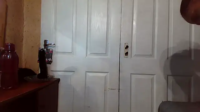 Изображение секс-шоу модели Smoochy- Изображение секс-шоу модели Smoochy-