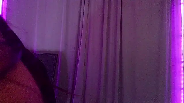 Изображение секс-шоу модели sima_babe Изображение секс-шоу модели sima_babe