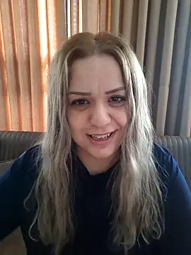 TutkuEvi's sex show image